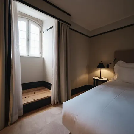 Octant Hotel 4*