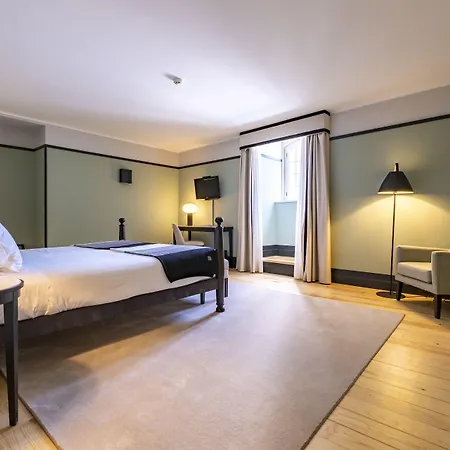 Octant Hotel 4*